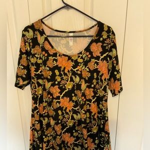 LuLaRoe Perfect T